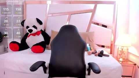 Antonella Moon 7 online show from 03/08/26, 03:32