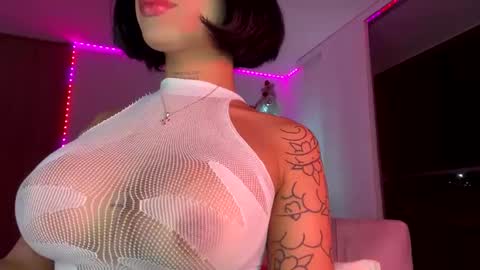 Snapshot of antonella_silva chatting on 12/24/24, 12:33 Anto  online show from 12/24/24, 12:33