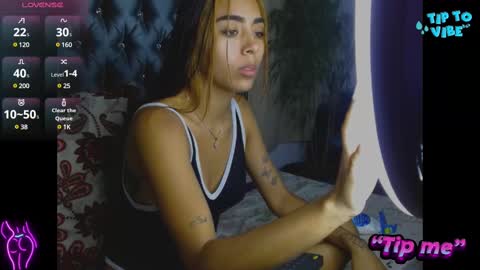 AntonellaAndNoah online show from 02/12/25, 11:51