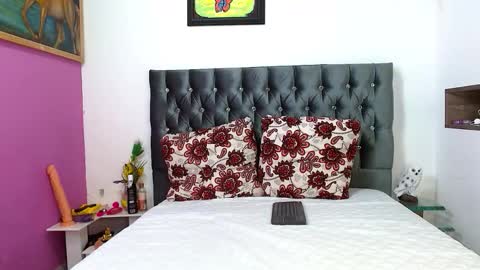 AntonellaAndNoah online show from 03/24/26, 06:29