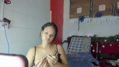 Snapshot of antonellakling_ chatting on 12/28/24, 08:16 ANTONELLA online show from 12/28/24, 08:16