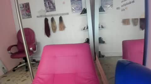 Snapshot of antonellakling_ chatting on 07/18/26, 04:22 ANTONELLA online show from 07/18/26, 04:22