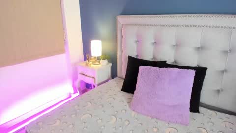 Snapshot of antonellaparker chatting on 02/13/25, 03:46 Sarah online show from 02/13/25, 03:46