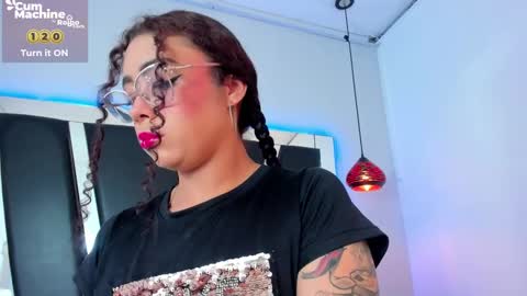 A N T O N E L L E  online show from 03/08/25, 11:16