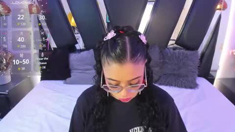 A N T O N E L L E  online show from 11/29/25, 11:02