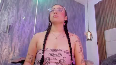 A N T O N E L L E  online show from 03/15/26, 12:44