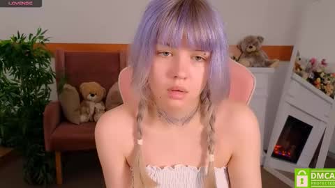 antonia_ferrero online show from 10/31/25, 07:42