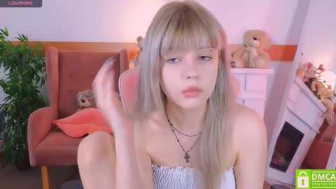 antonia_ferrero online show from 11/27/25, 06:48