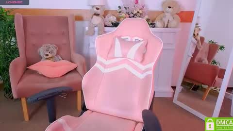 antonia_ferrero online show from 12/18/25, 07:03