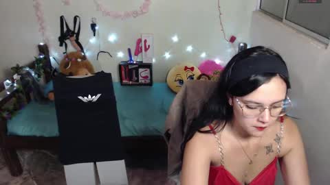 Antonia online show from 02/22/25, 02:39