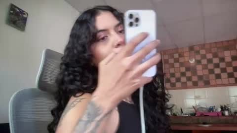Snapshot of antoniabloom chatting on 08/08/26, 05:48 Antonia online show from 08/08/26, 05:48