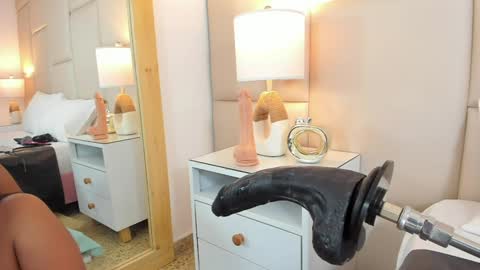 Antonia online show from 02/07/25, 11:55