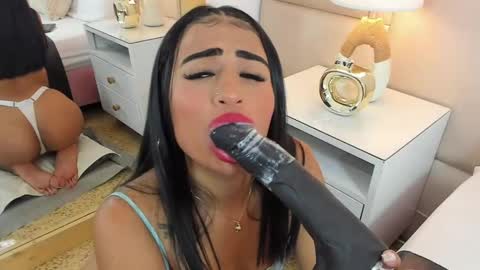 Antonia online show from 10/08/25, 12:58