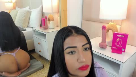 Antonia online show from 03/31/26, 12:05