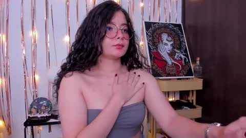 Antonia online show from 01/20/25, 02:32