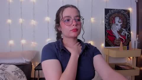 Antonia online show from 03/09/25, 02:18