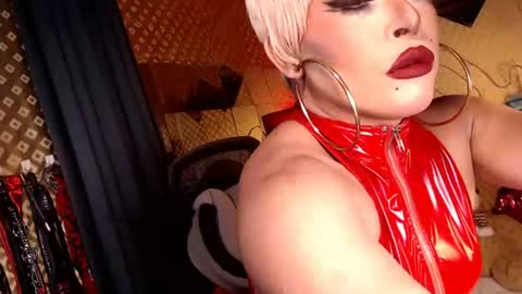Snapshot of antoniasaints69 chatting on 07/19/26, 02:32 antoniasaints69 online show from 07/19/26, 02:32