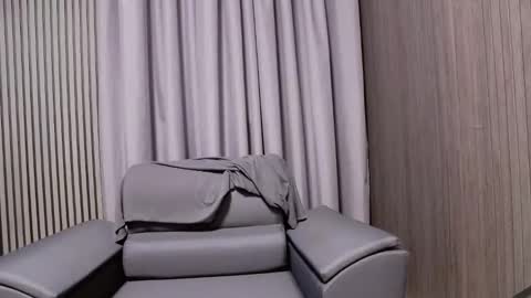 HI My name is Antonio online show from 10/21/25, 06:52