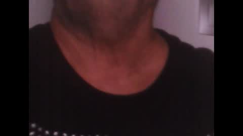 Snapshot of antonioxx454 chatting on 10/11/25, 06:50 AntonioyJesy online show from 10/11/25, 06:50