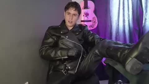 antonnello_ online show from 04/24/26, 05:59