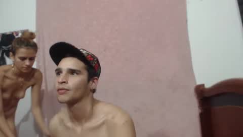 karol y antony online show from 12/24/24, 09:11