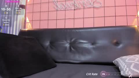 Snapshot of antony_bigdick_ chatting on 02/24/25, 04:05 Juan Camilo online show from 02/24/25, 04:05