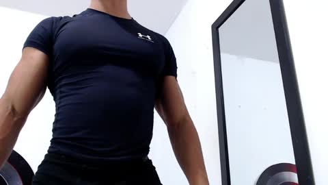 Instagram miguelangel1802  online show from 03/31/26, 04:57