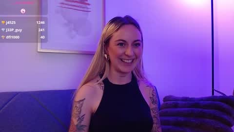 Antonia online show from 02/18/25, 02:38