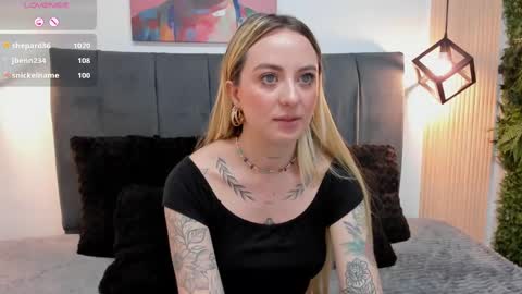 Antonia online show from 09/15/25, 06:30