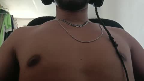 AnuarDHM online show from 01/07/25, 06:56