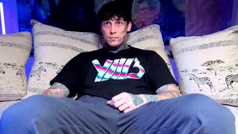 Tom online show from 01/09/26, 06:38