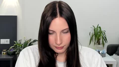 Ann online show from 05/19/26, 06:25