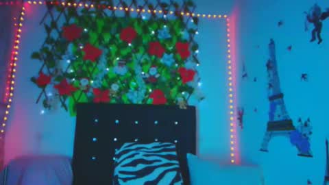 any mour online show from 12/21/25, 01:35