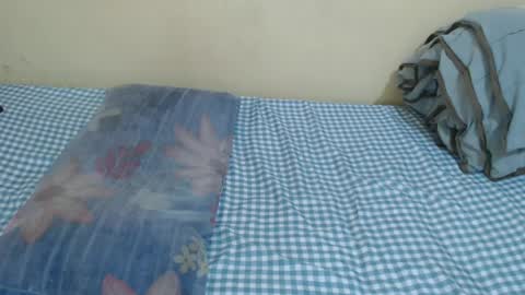 Snapshot of anya_h chatting on 06/24/26, 11:42 Gracious online show from 06/24/26, 11:42
