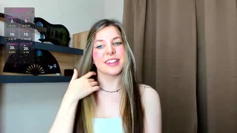 Anya online show from 10/07/25, 08:17