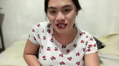 Snapshot of anyalooove chatting on 02/19/26, 07:37 Hello sweeties I am your Baby girl Anya online show from 02/19/26, 07:37