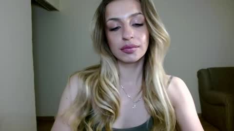 Anya online show from 04/04/26, 08:50