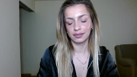 Anya online show from 04/18/26, 10:54