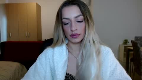 Snapshot of anyamurr chatting on 05/13/26, 03:31 Anya online show from 05/13/26, 03:31