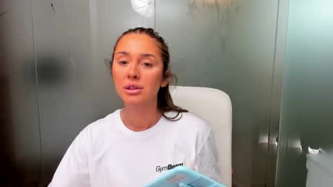 Anya online show from 05/15/26, 08:32