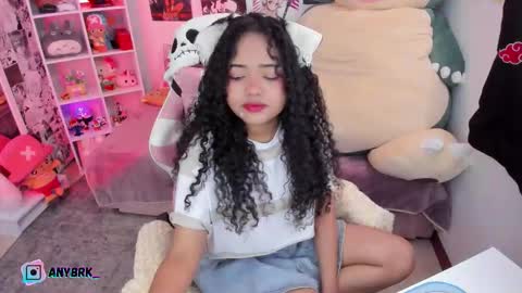 Any online show from 10/18/25, 02:03