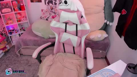 Any online show from 10/27/25, 03:54