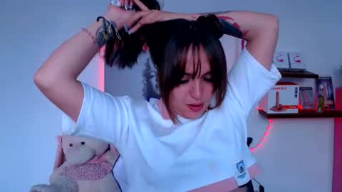 Snapshot of anyela_bubble19 chatting on 07/10/26, 10:45 Anyela online show from 07/10/26, 10:45