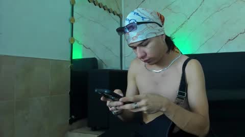 Snapshot of anyelo_sexyhot chatting on 10/06/25, 10:45 anyelo_sexyhot online show from 10/06/25, 10:45