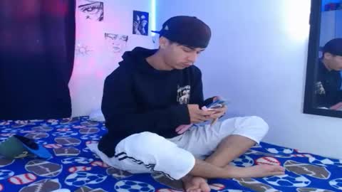 Snapshot of anyelo_sexyhot chatting on 04/01/26, 07:20 anyelo_sexyhot online show from 04/01/26, 07:20