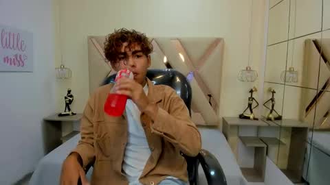 anyelotwink online show from 01/16/26, 12:20