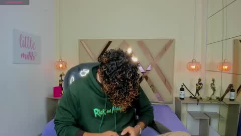 anyelotwink online show from 06/08/26, 04:02