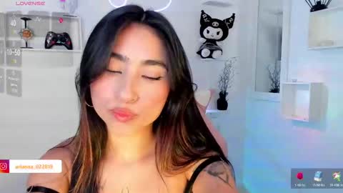 anyeluz_z online show from 01/28/25, 05:35