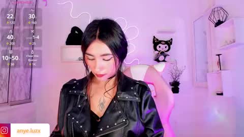 anyeluz_z online show from 02/24/25, 04:36