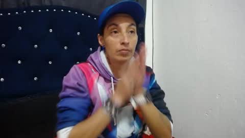 Snapshot of anyu_1306 chatting on 12/28/24, 09:52 anyu online show from 12/28/24, 09:52